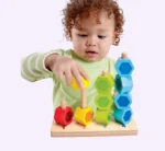 ⁦مجموعة مكعبات العد الخشبية من Hape.⁩ - الصورة ⁦4⁩