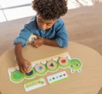 اليرقة لتعليم الاشكال والالوان من GOULA