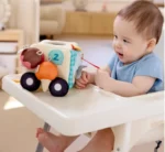لعبة شاحنة آيس كريم الحسية من Hape